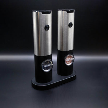 ELECTRIC SALT AND PEPPER SHAKER SET 