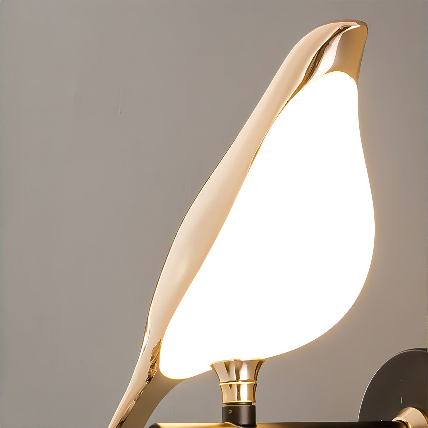 BIRD ON THE WALL - LUXURY POWER SAVING LAMP